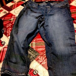 Torrid crop jegging